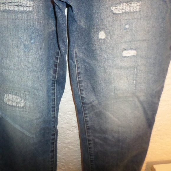 DKNY Bleecker Boyfriend Destructed Jeans Size 12 - Picture 3 of 5